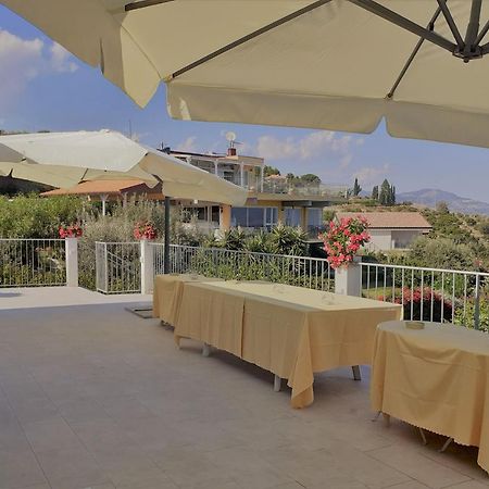 Villa Infinity ∞ Santa Teresa Di Riva Exterior photo